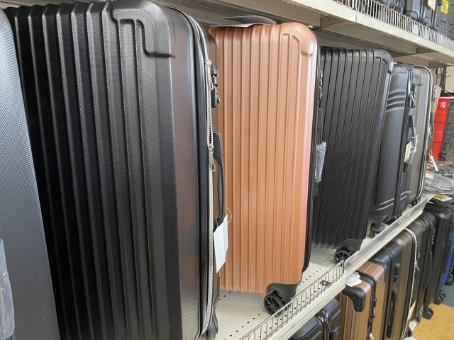 ユトロスーツケースのラインナップと評判