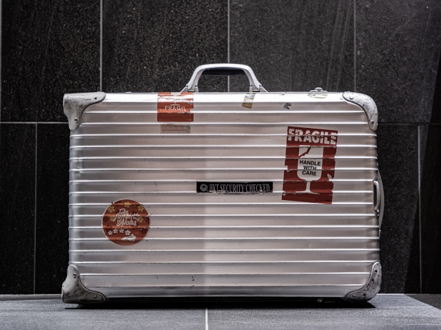 アルミ製スーツケースに関するよくある質問