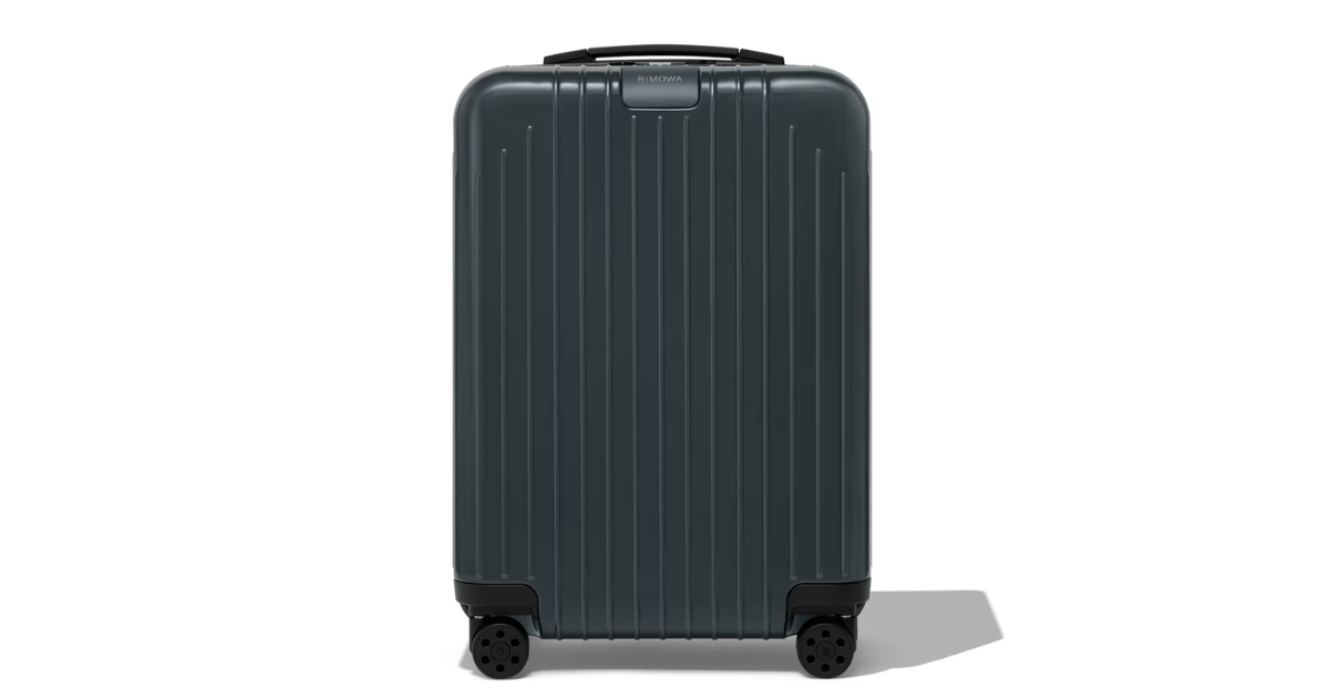 10.RIMOWA Essential Lite キャビン